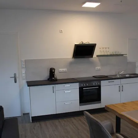 Ferienwohnung Erfterassen 1 דירה Buergstadt